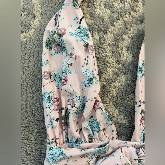NWT WeWoreWhat Brooklyn One Piece Halter Floral Swimsuit Revolve, Medium - Picture 6 of 10